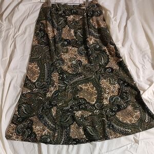 Elementz,  Size Small, Gored Paisley Skirt.